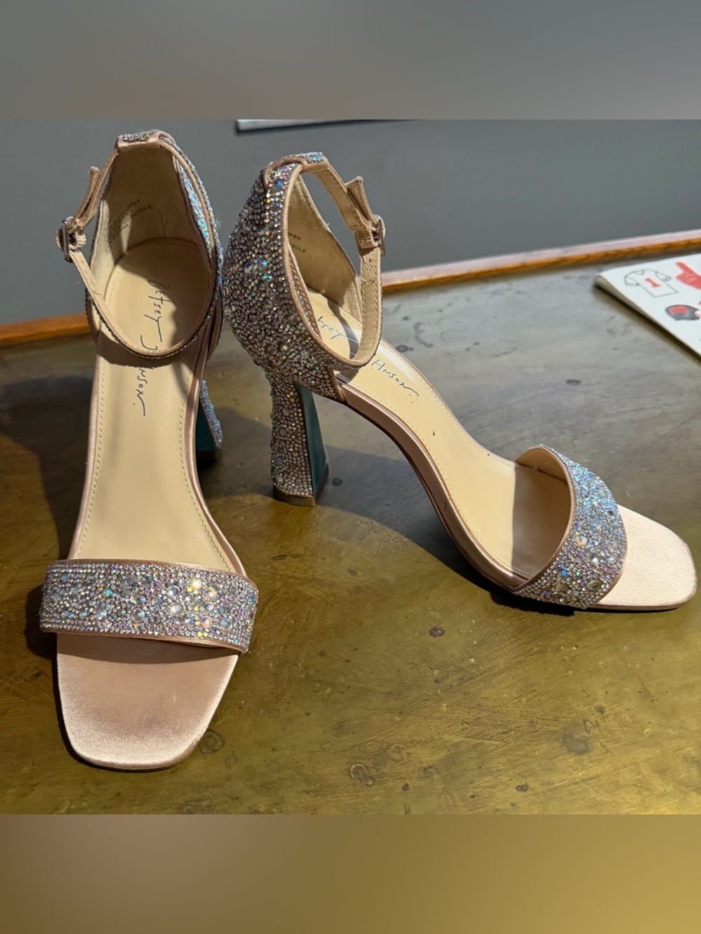 Betsey Johnson Women's Dani Size 8.5 EUC
